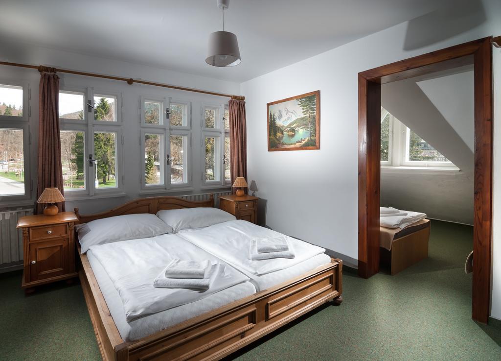 Depandance Villa Hubertus Spindleruv Mlyn Bagian luar foto
