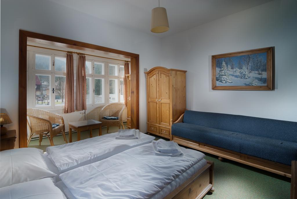 Depandance Villa Hubertus Spindleruv Mlyn Ruang foto