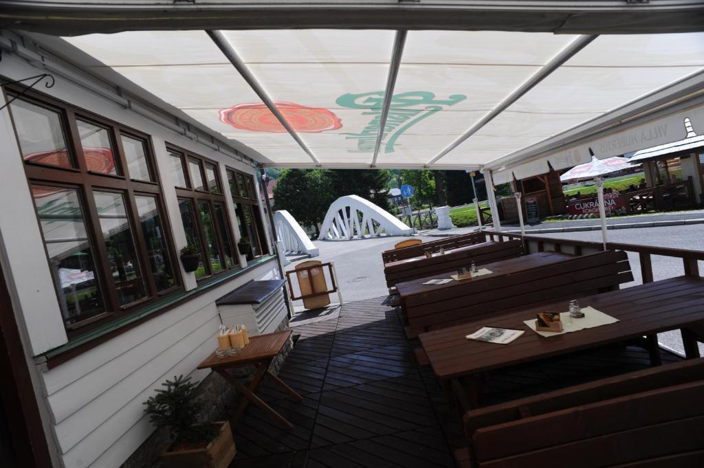 Depandance Villa Hubertus Spindleruv Mlyn Bagian luar foto