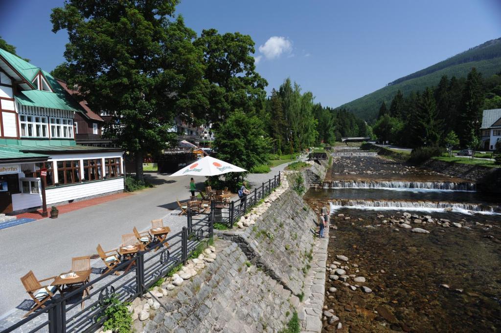 Depandance Villa Hubertus Spindleruv Mlyn Bagian luar foto